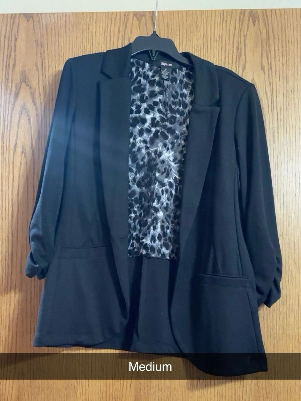Black Women's Open-Front Blazer with Printed Lining - Medium